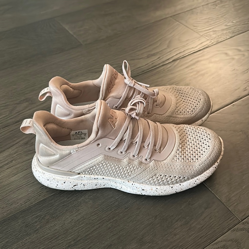 GUC APL Sneakers